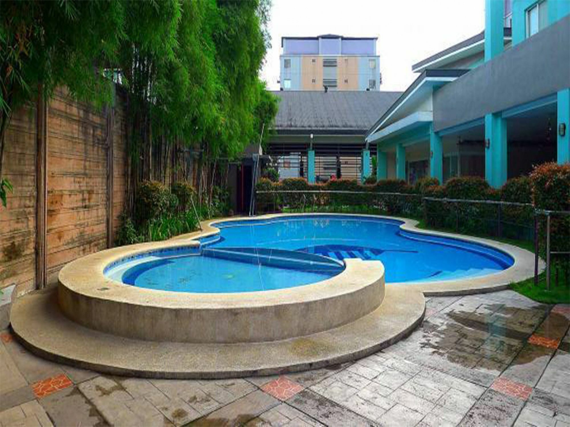 Sofia Bellevue Condominium Quezon City Exteriör bild